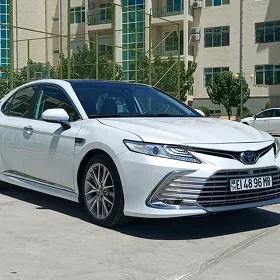 Toyota Camry 2022