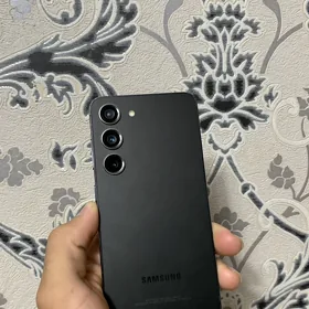 Samsung S23