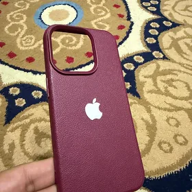 Iphone 15 pro Chehollary