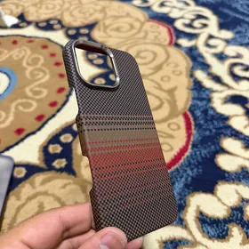 Iphone 16 pro max Cehol