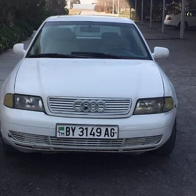 Audi A4 1998