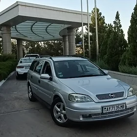 Opel Astra 2000