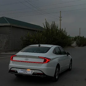 Hyundai Sonata 2021