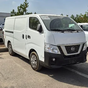 Nissan NV3500 2021