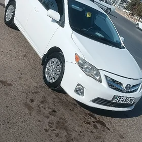 Toyota Corolla 2013