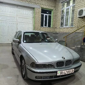 BMW E39 1999
