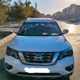 Nissan Pathfinder 2020