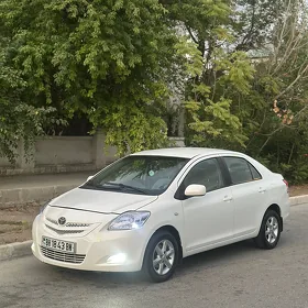 Toyota Yaris 2009