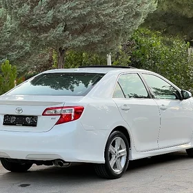 Toyota Camry 2013