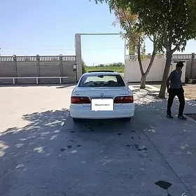 Toyota Avalon 1999