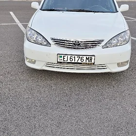 Toyota Camry 2004