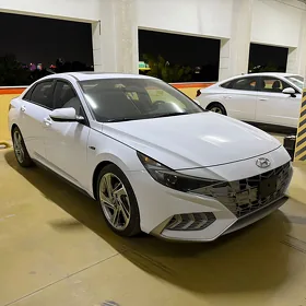 Hyundai Elantra 2023