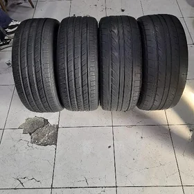 Teker 225/45 R17