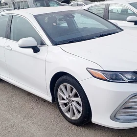 Toyota Camry 2022