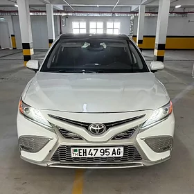 Toyota Camry 2021