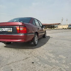 Opel Vectra 1992