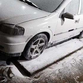 Opel Astra 2000