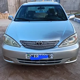 Toyota Camry 2004