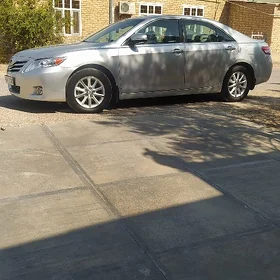 Toyota Camry 2010