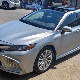 Toyota Camry 2022