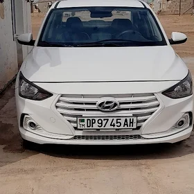 Hyundai Elantra 2021