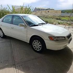 Toyota Camry 1999