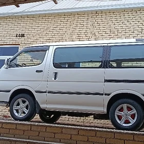 Toyota Hiace 1992