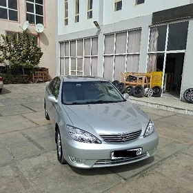Toyota Camry 2005