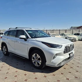 Toyota Highlander 2022