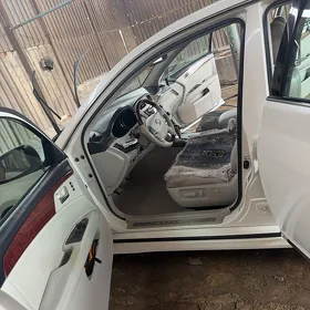 Toyota Avalon 2011