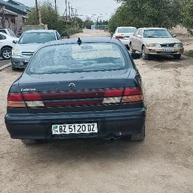 Nissan Maxima 1996