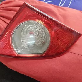 Karolla Fara yzky