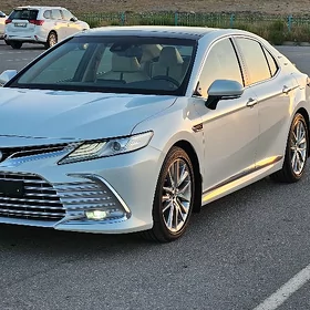 Toyota Camry 2022