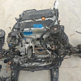 Honda 08-12 2.4 motor koropka