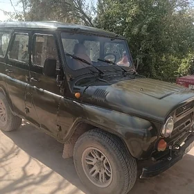 UAZ 469 2003