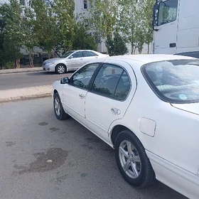 Nissan Maxima 1995