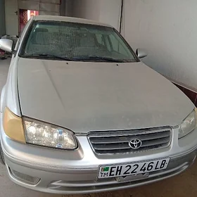 Toyota Camry 2000