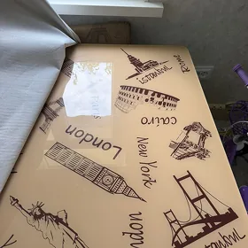 стол