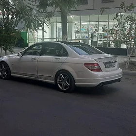 Mercedes-Benz C350 2009