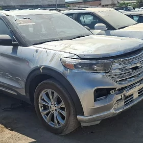 Ford Explorer 2024