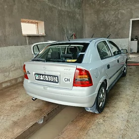 Opel Astra 1999