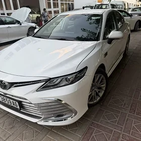Toyota Camry 2022