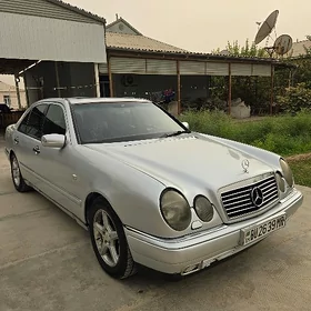 Mercedes-Benz C320 1996