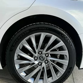 Lexus ES 2023