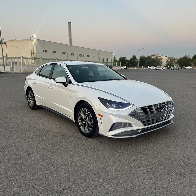 Hyundai Sonata 2021 - 1