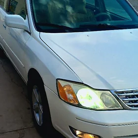 Toyota Avalon 2004