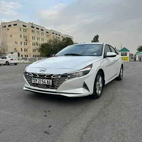 Hyundai Elantra 2021