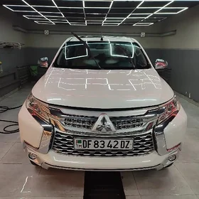 Mitsubishi Montero Sport 2019