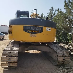 Komatsu PC210LC-11 2008