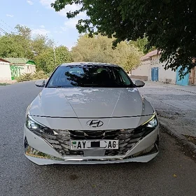 Hyundai Elantra 2021